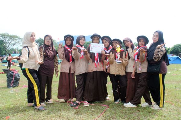 Contoh Album Kegiatan Sekolah
